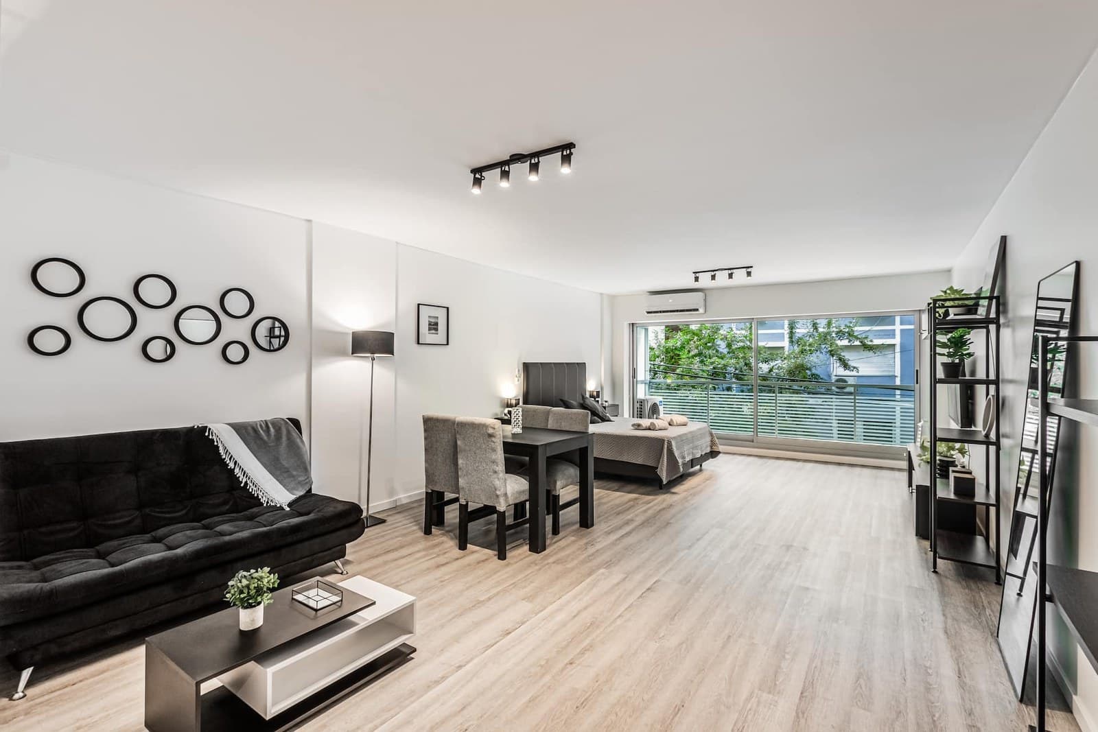 Departamento de alquiler temporario en Recoleta — 202 · Black Executive