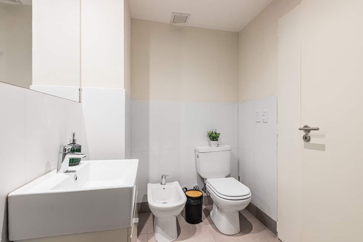 Departamento de alquiler temporario en Recoleta — 402 · Black Corporate — foto 9