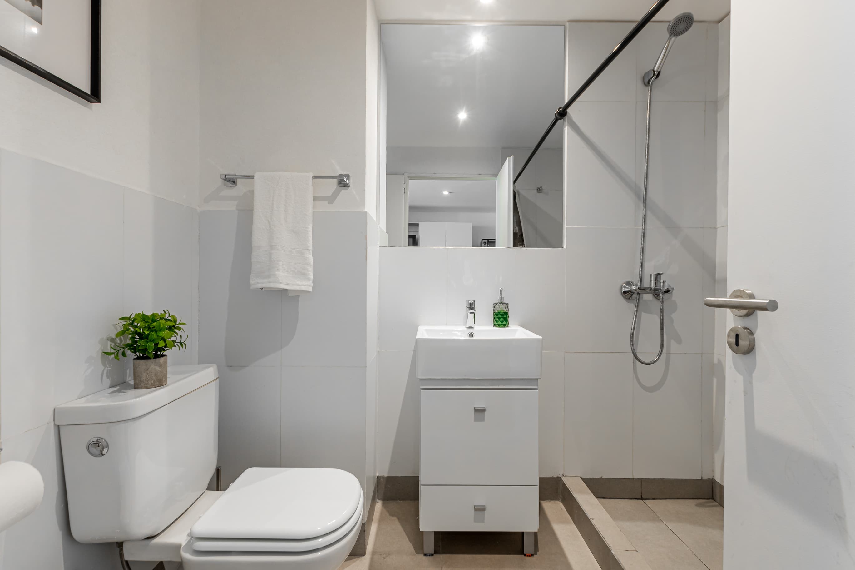 Departamento de alquiler temporario en Recoleta — 701 · New York Divided — foto 3