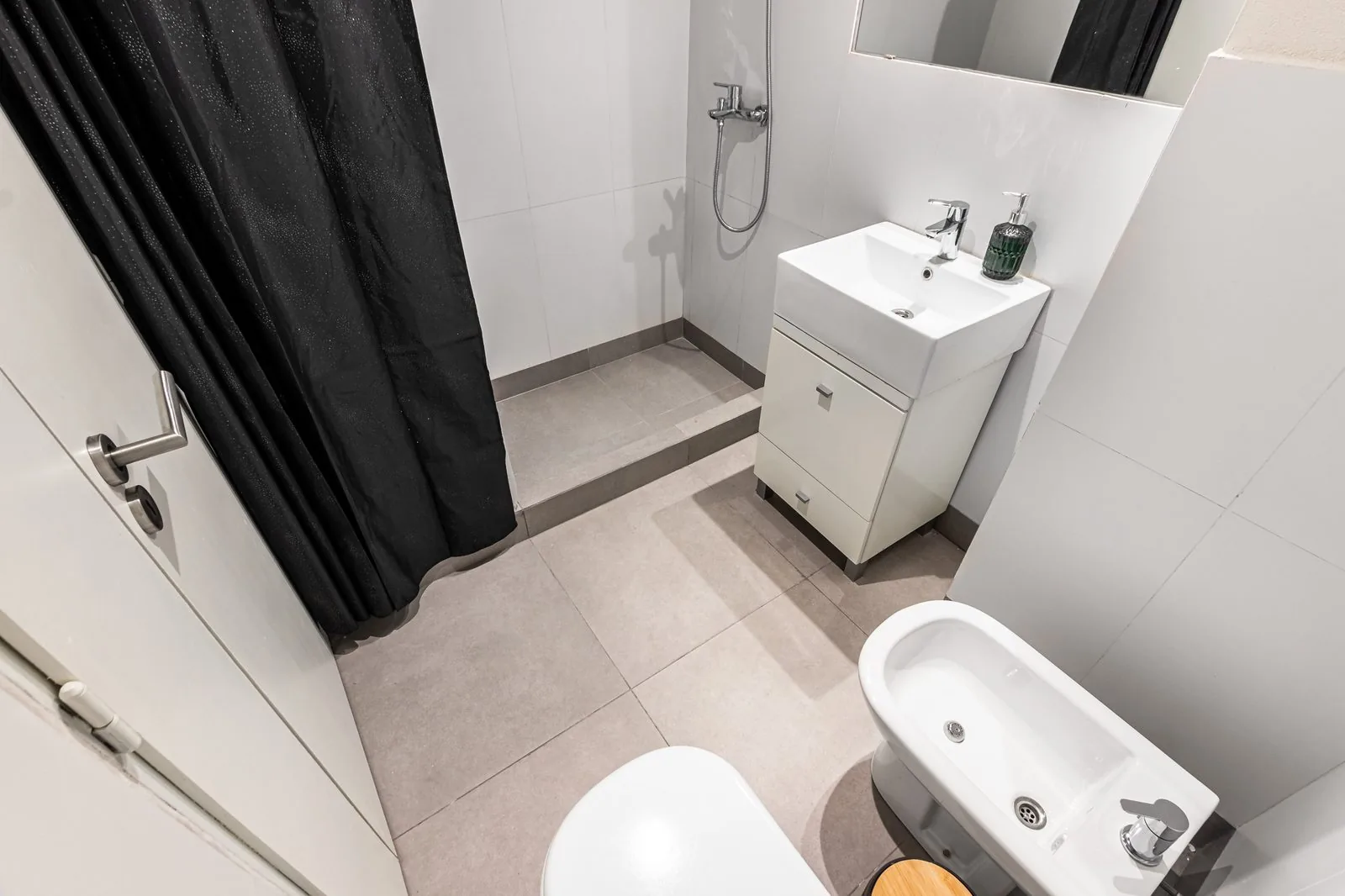 Departamento de alquiler temporario en Recoleta — 202 · Black Executive — foto 32