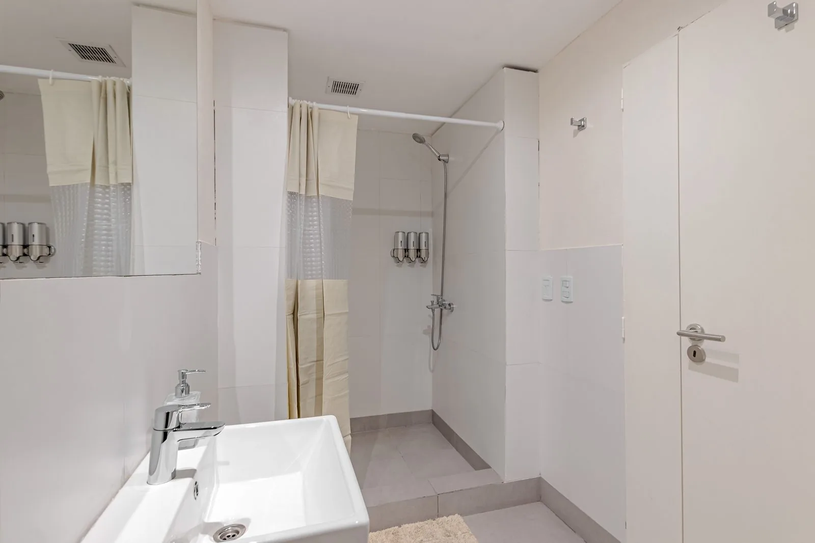 Departamento de alquiler temporario en Recoleta — 305 · Roma — foto 3