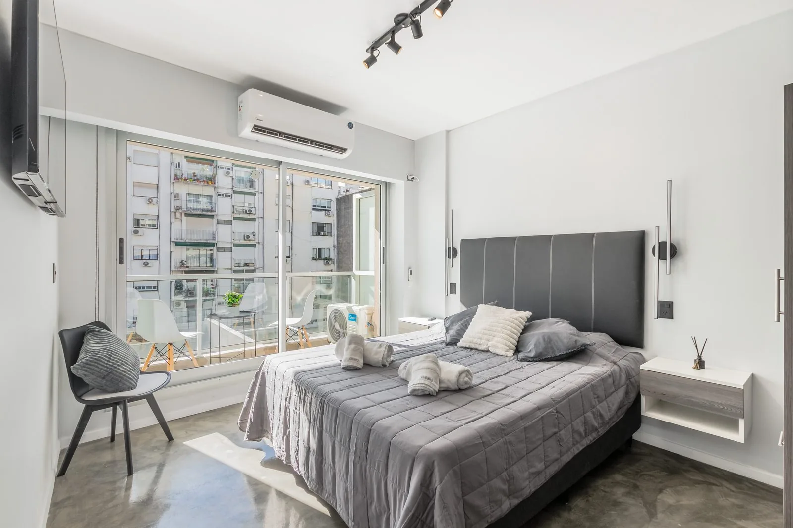 Departamento de alquiler temporario en Recoleta — 407 · Cine Black — foto 20