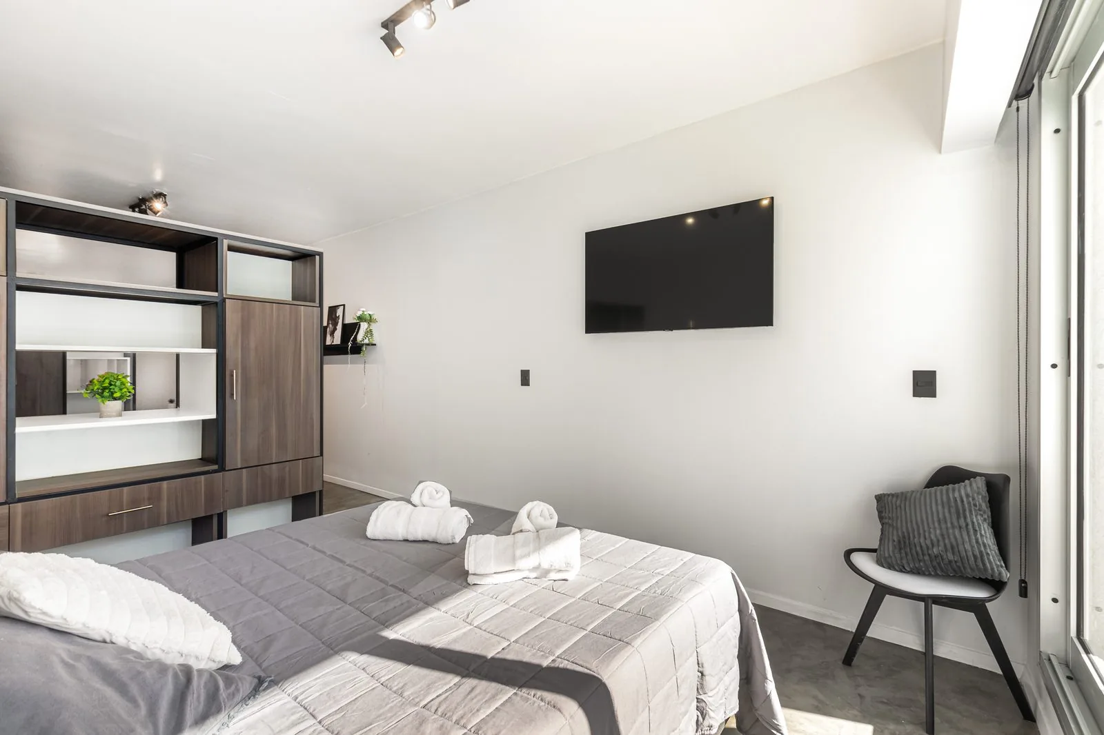 Departamento de alquiler temporario en Recoleta — 407 · Cine Black — foto 23