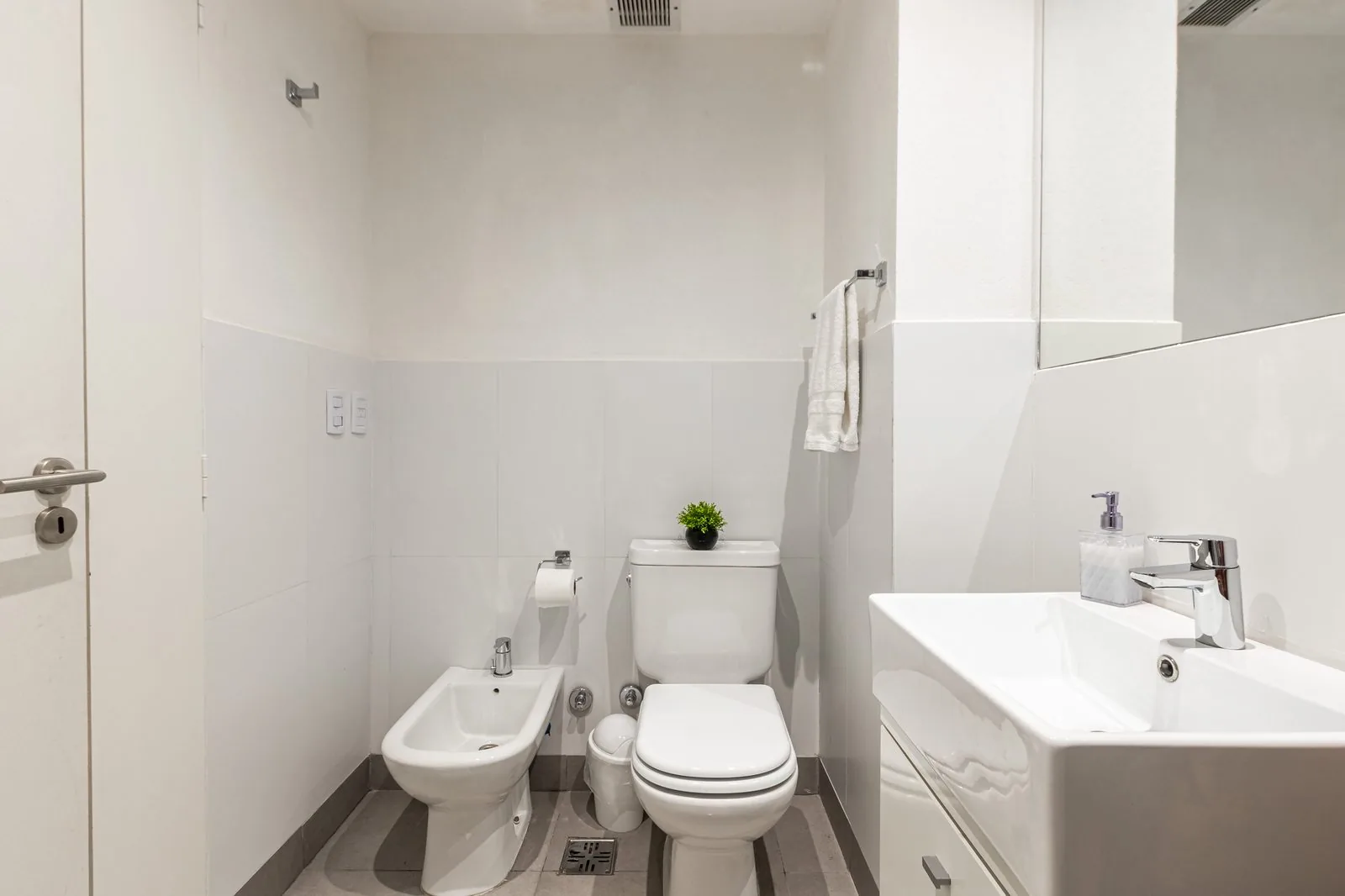 Departamento de alquiler temporario en Recoleta — 801 · Messi — foto 4