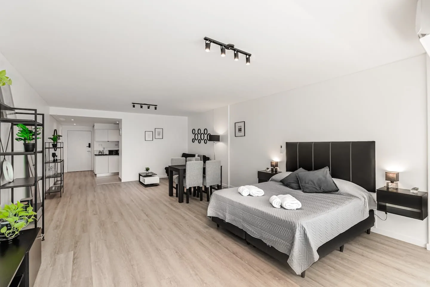 Departamento de alquiler temporario en Recoleta — 402 · Black Corporate — foto 2