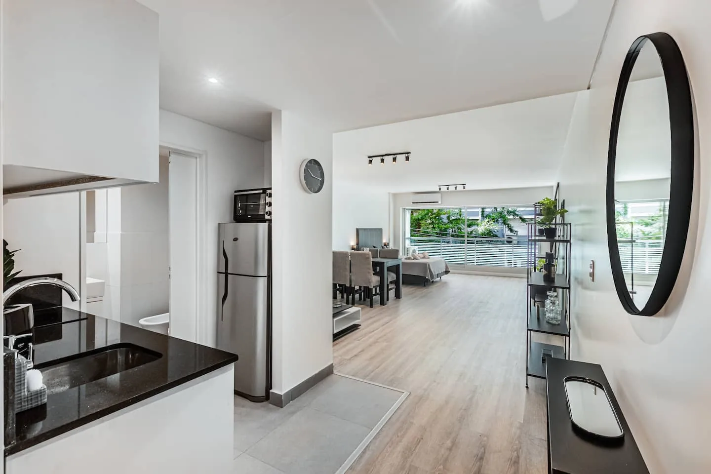 Departamento de alquiler temporario en Recoleta — 402 · Black Corporate — foto 3
